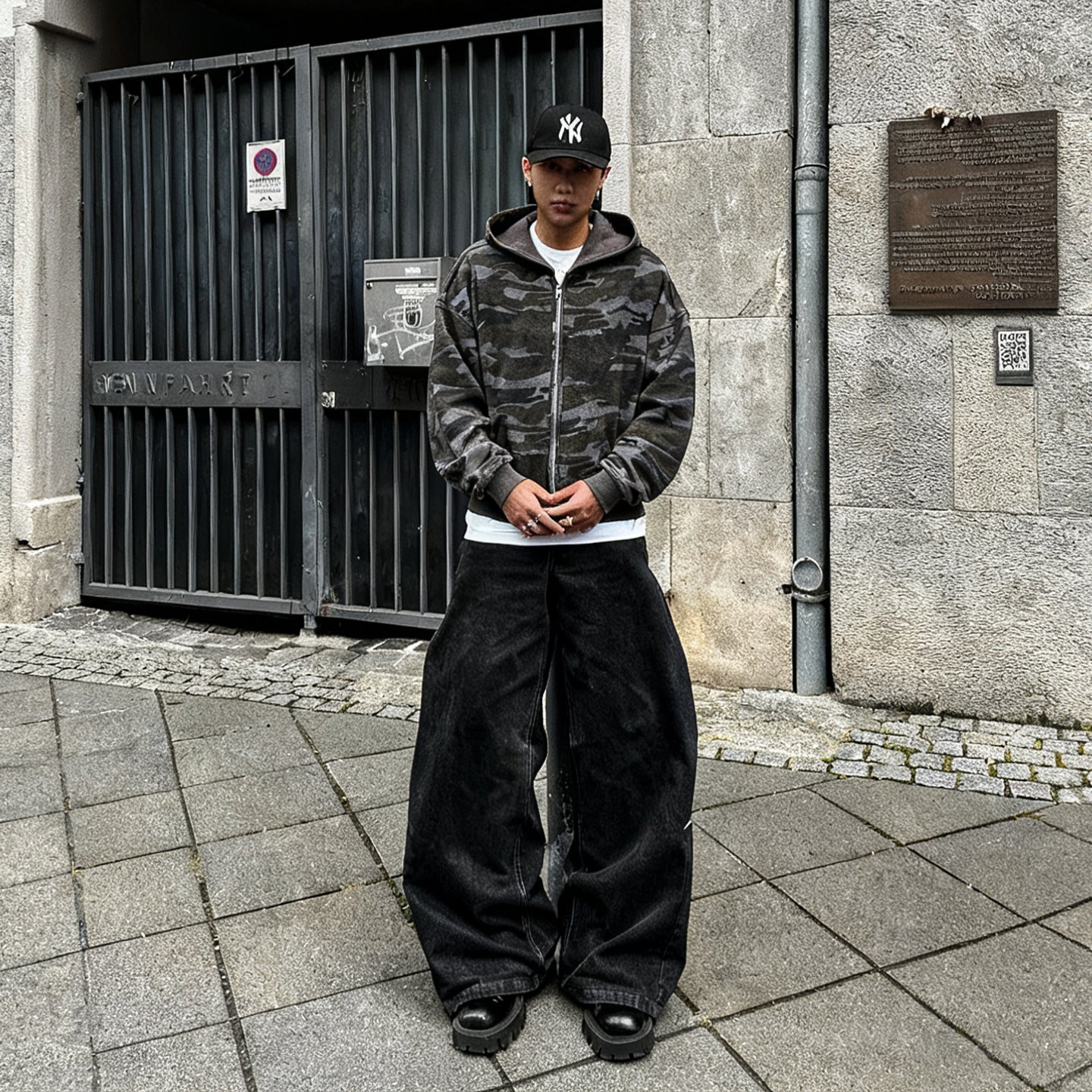 Camo Reversible Zip-up Hoodie